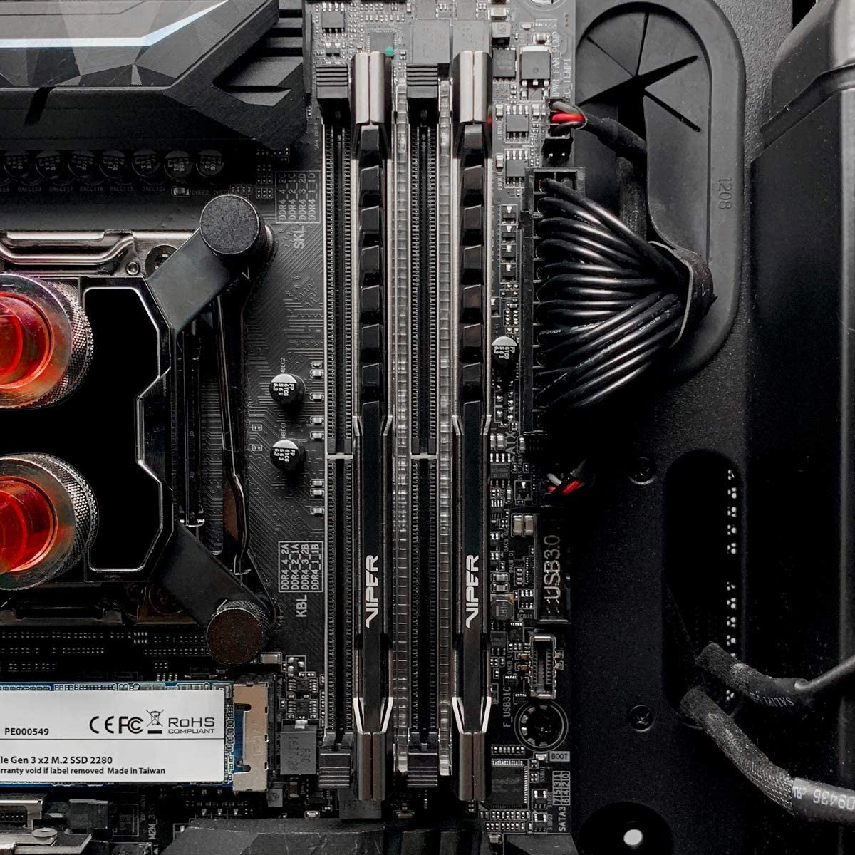 Mémoire Patriot Viper Steel — 16 Go (2 × 8) DDR4 3200 Mhz CL16
