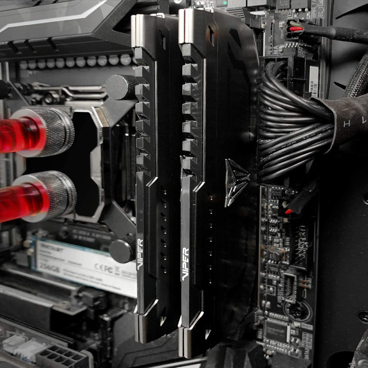Mémoire Patriot Viper Steel — 16 Go (2 × 8) DDR4 3200 Mhz CL16