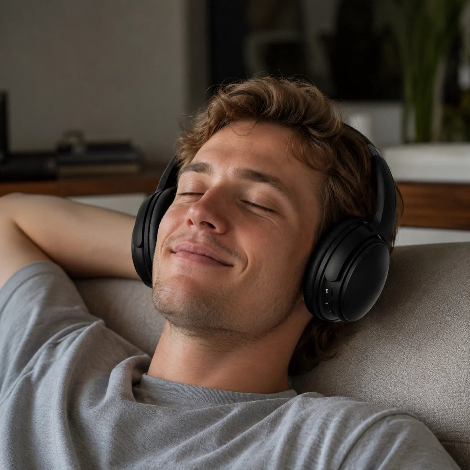 Active Noise Cancelling Headphones, Wireless Bluetooth 5.4 Headphones with Long Battery Life, Deep Bass, Built-In Mic, Over-Ear Headphones for Travel, Work, Compatible with Ios, Android, PC