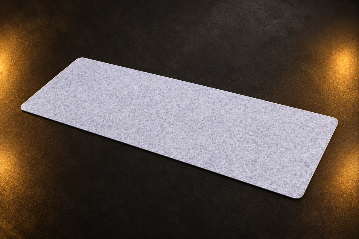 Tapis de bureau en feutre gris — 80 × 30 cm